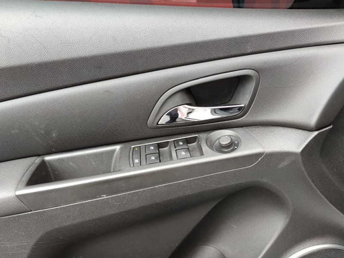 Imagem 13 de 15 de Chevrolet Cruze 1.8 Lt 16v Flex 4p Automático 2014