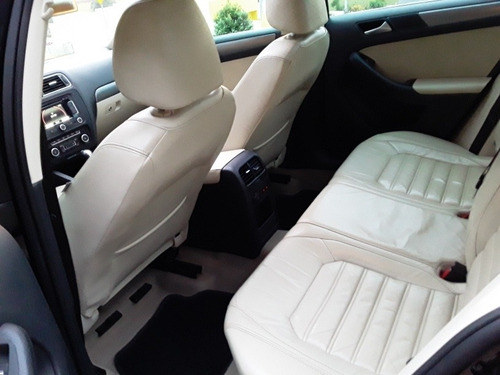 Volkswagen Jetta 2012 2.0 Tsi Highline 4p