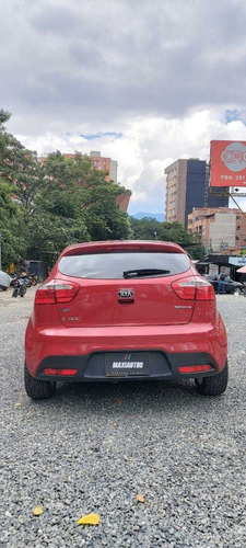 Kia Rio Ub Ex 2015 Mt 1.250 Cc 93.907 Km Rojo