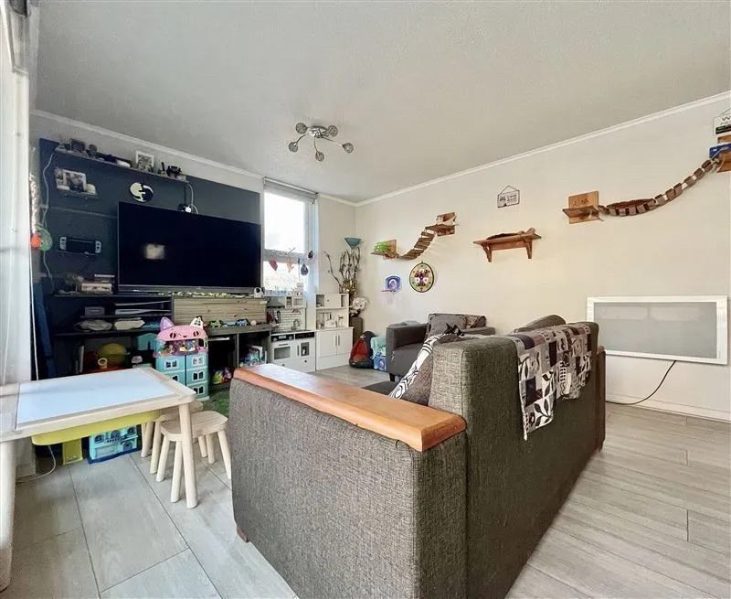 Imagen 4 de 17 de Nueva Oportunidad / 3 Dorm - 2 Baños - Estacionamiento
