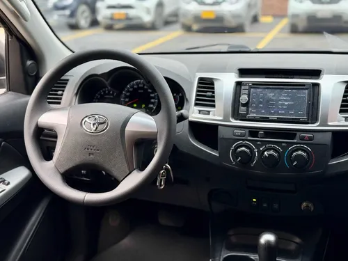 Toyota Fortuner 2.7l 4x2