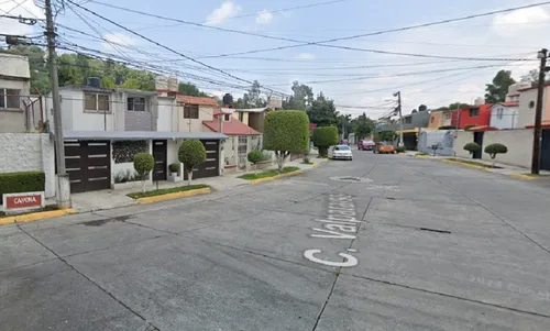 Hermosa Casa En Remate, Cayena, Valle Dorado, Tlalnepantla De Baz, Edo. De México. Vdl