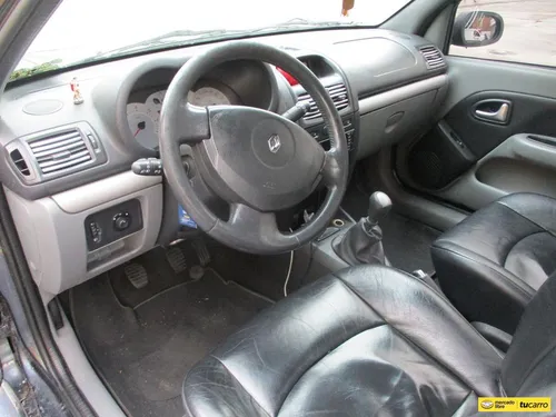Renault Clio Dynamique 1600cc Mt Aa