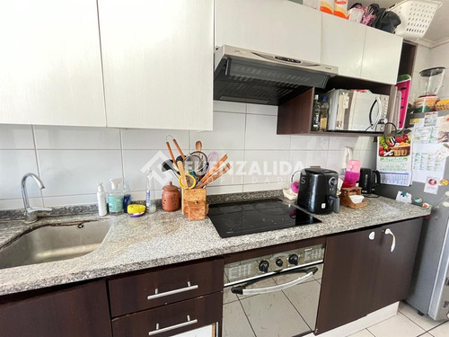 Duplex En Venta De 2 Dorm. En Ñuñoa