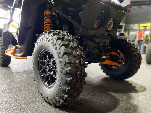 Can-am Maverick X3 Ds Turbo, Accesorios Básicos