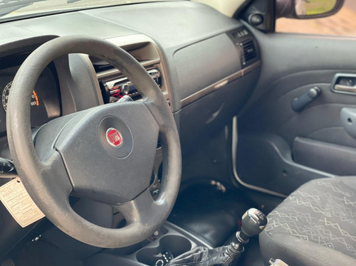 Fiat Strada 2012