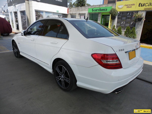 Imagen 4 de 25 de Mercedes Benz C 200 Cgi