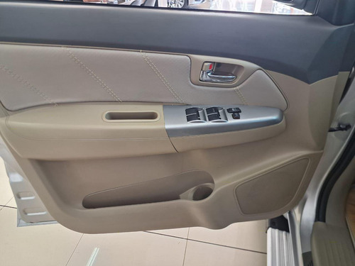 Toyota Hilux SW4 Hilux Sw4 4x2 Sr 2.7 16v