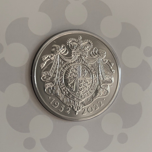 Moeda Oficial 2022 Jubileu Platina Rainha Lacrada - Encarte