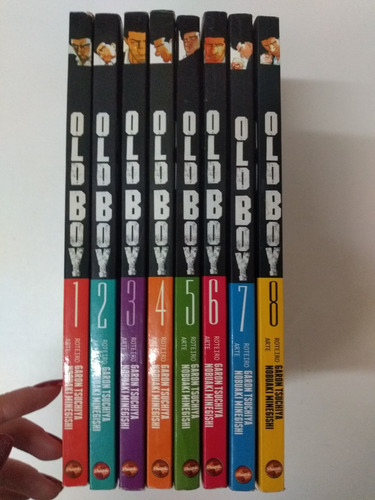 Livro Em Hq Old Boy 8 Volumes 5904 (Usado)