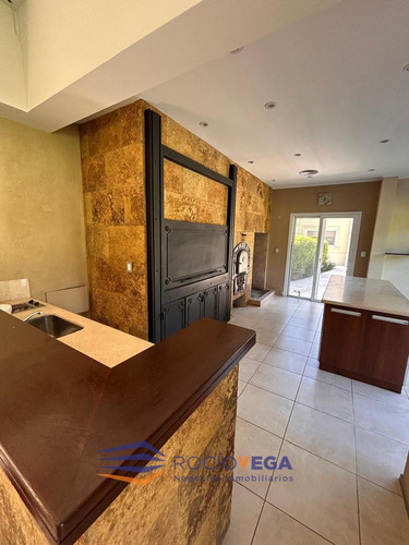 Casa En Venta En San Diego C.c