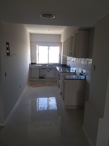 Imagen 2 de 14 de Venta De Departamento De 3 Ambientes San Justo