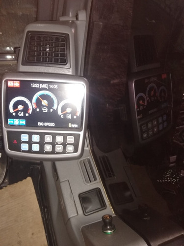 Imagen 8 de 15 de Excavadora Doosan 225lcv Con 3er Vía Año 2020