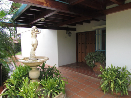 Imagen 26 de 30 de Se Vende Casa 800m2 4h/6b/4p Lomas Del Mirador 9214