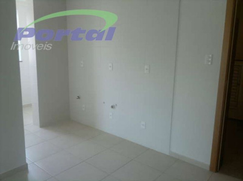 Ótimo Apartamento , Andar Térreo Contendo 2 Dormitórios , Banheiro, Living Com Ambientes Integrados,sacada Com Churrasqueira Privativa , Cozinha Área De Serviço 1 Vaga. Aceita Financiamento Bancário