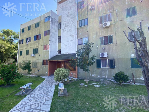Imagen 2 de 10 de Venta Departamento 3 Ambientes En Bernal Oeste (29456)