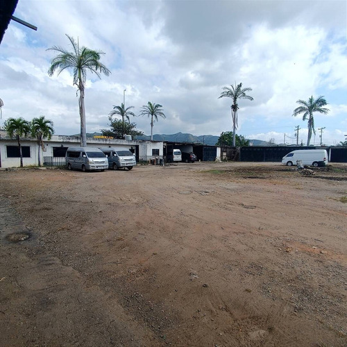 Terreno Industrial De 7,088 M² Con Infraestructuras Variadas, En San Diego, Al Lado De La Samsung, Multimax Y La Ciu A La Altura De La Autopista Regional Del Centro Rp.