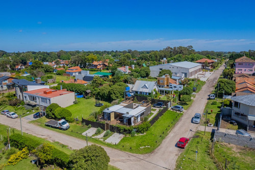 Venta Dueño Directo - Complejo De Viviendas En Contenedores Con Vista Al Mar En Barrio Los Acantilados - Mar Del Plata*