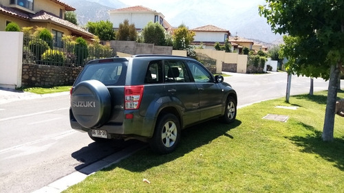 Suzuki Grand Nomade 2.0 Automática