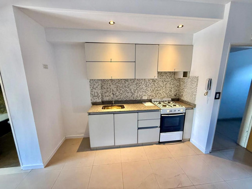 Venta- Vicente López 3123 -depto 2amb