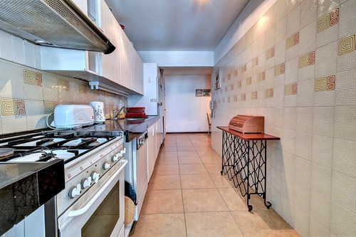 Venta De Apartamento 3 Dormitorios En Playa Mansa