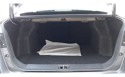 Imagem 13 de 13 de Nissan Versa 1.6 16v Flex Sense Xtronic
