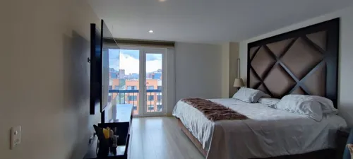 Apartamento En Venta En Colina Campestre. Cod V12413