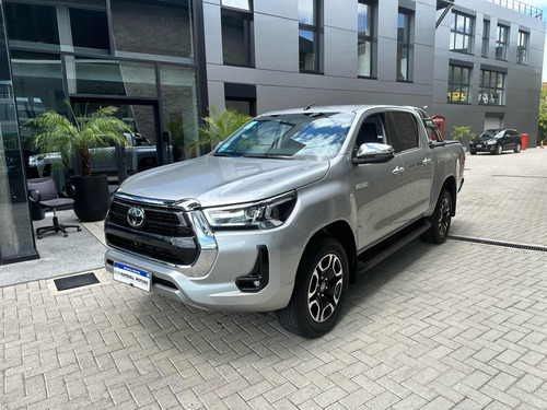 Toyota Hilux 2.8 Cd Srx 177cv 4x2 At