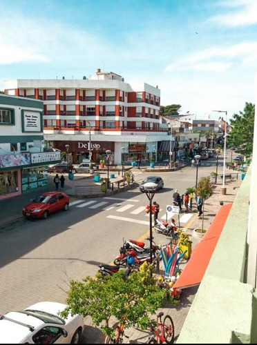 Imagen 7 de 30 de Venta En Block - Villa Gesell - 2 Dptos 2 Ambientes Y 1 Dpto 3 Ambientes