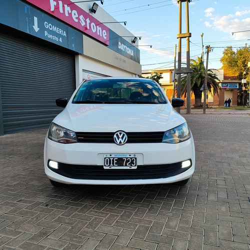 Volkswagen Voyage 1.6 Trenline 101cv