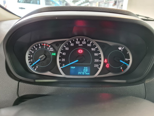 Imagen 13 de 15 de Ford Figo Energy Mt 2020 14800 Km Plata 4 Puertas