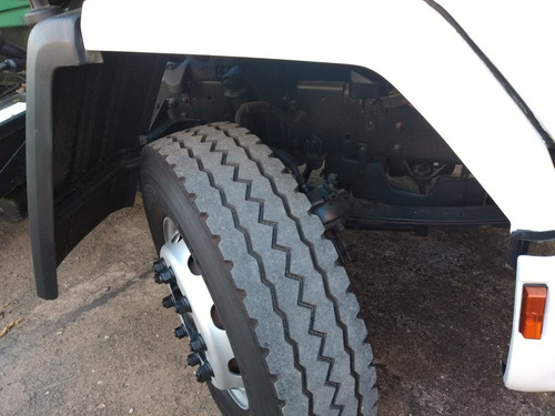 Ford Cargo 2422