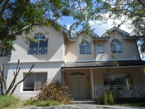 Imagen 1 de 16 de Casa En Venta En Maschwitz Privado Maroto Propiedades