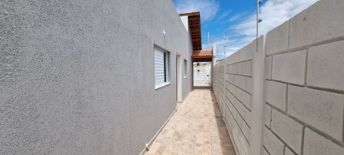 Imagem 11 de 13 de Linda Casa Com Piscina, Cerca Elétrica, Churrasqueira E Localizada À 1300m Do Mar Em Itanhaém, Litoral Sul De Sp.