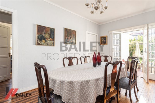 Imagen 4 de 22 de Casa En Venta De 5 Dorm. En Viña Del Mar