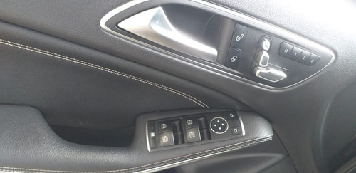 Imagem 9 de 10 de Mercedes-benz Gla 200 1.6 Cgi Advance 16v Turbo 2019