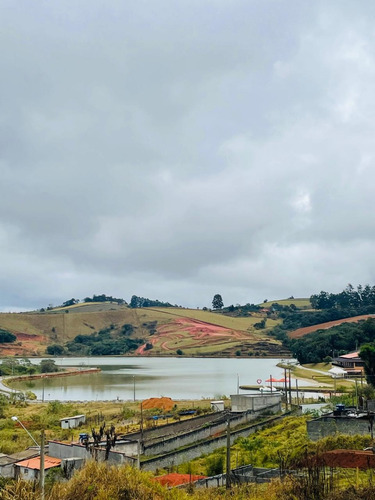 Lote/terreno 200 M2 (10x20) Na Cidade De Toledo/mg Próximo Ao Centro Da Cidade