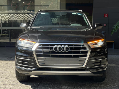 Audi Q5 2.0 L Security