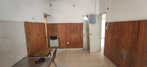 Venta Casa Antigua 2 Dormitorios En Buenas Condiciones - Rosario Barrio Sarmiento Zona Norte