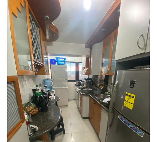 Imagen 13 de 30 de Ha Amplio Y Cómodo Apartamento En Venta En Las Chimeneas Con Planta 50% Y Pozo
