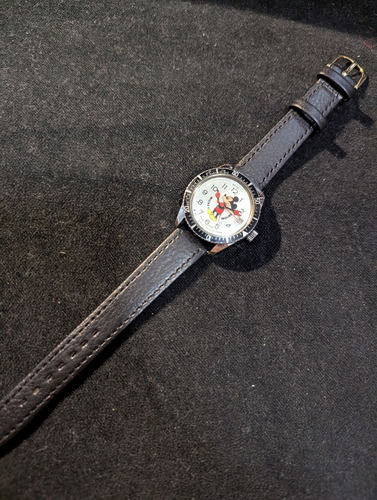 Reloj De Hombre Antiguo Mickey Mouse Suizo De Cuerda (Reacondicionado)