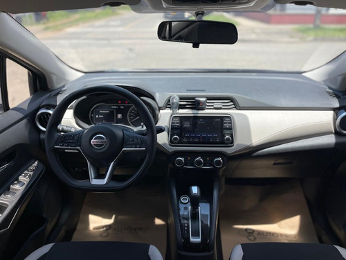 Nissan Versa 1.6 Advance