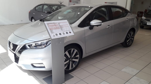 Imagen 15 de 15 de Nissan Versa Exclusive Cvt