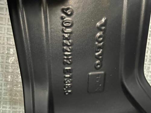 Roda Original Volvo Xc90 R-desing Geartronic 2022/23 Aro 22 (Usado)