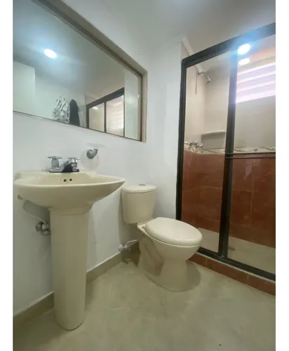 Venta Apartamento Para Inversión Parte Baja Los Bernal, Medellin