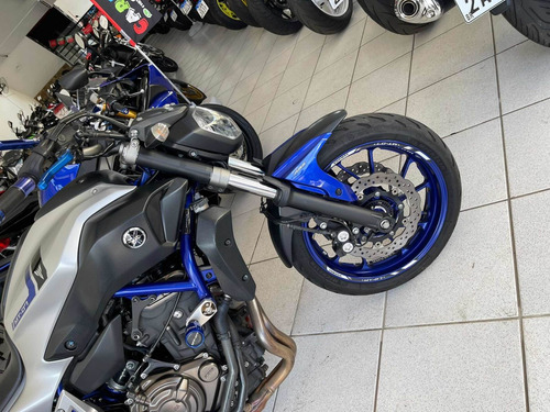 Imagem 9 de 11 de Yamaha Mt-07 Abs