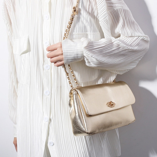 Elegante Bolso De Noche Tipo Bandolera Con Cierre De Cadena