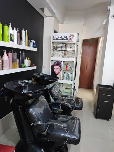 Imagen 2 de 3 de Traspaso Salón De Belleza En Funcionamiento En Jesús María