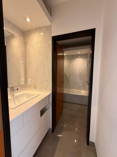 Casa/duplex 4 Ambientes En Venta - Villa Devoto - Con Terraza, Patio, Jacuzzi Y Garage