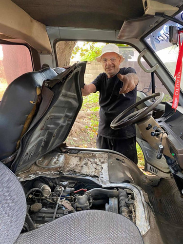 Imagen 7 de 16 de Toyota Hiace 1987 2.4 Hiace 15 Pas